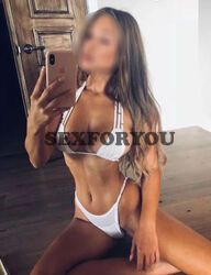 חכם, להכיר גבר עם הפה השקיה הגוף