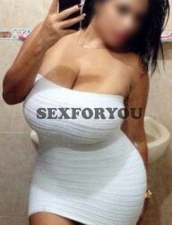 מלאה במקומות הנכונים, יש לי גוף ספורטיבי