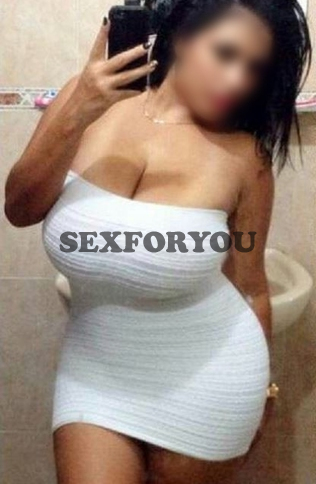 מלאה במקומות הנכונים, יש לי גוף ספורטיבי